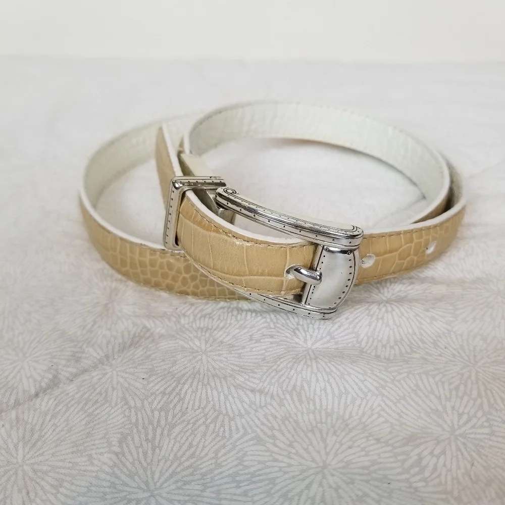 Reversible croc embossed tan and white leather belt etched silver buckle boho S